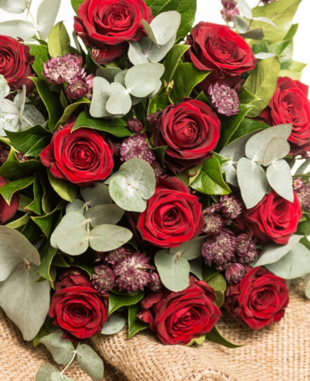 Red rose luxury hand tied